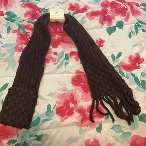Brown Pull-Through Knit Scarf